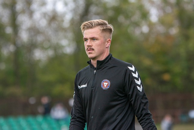 麦克马纳曼：希望范戴克和罗伯逊与萨拉赫聊聊，争取解决问题