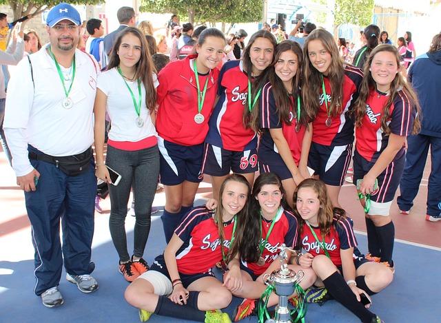 梅州2-2追平英博留住保级希望，奥马尔松破门，马马杜乌龙